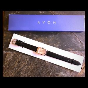 Avon Initial Watch “T”